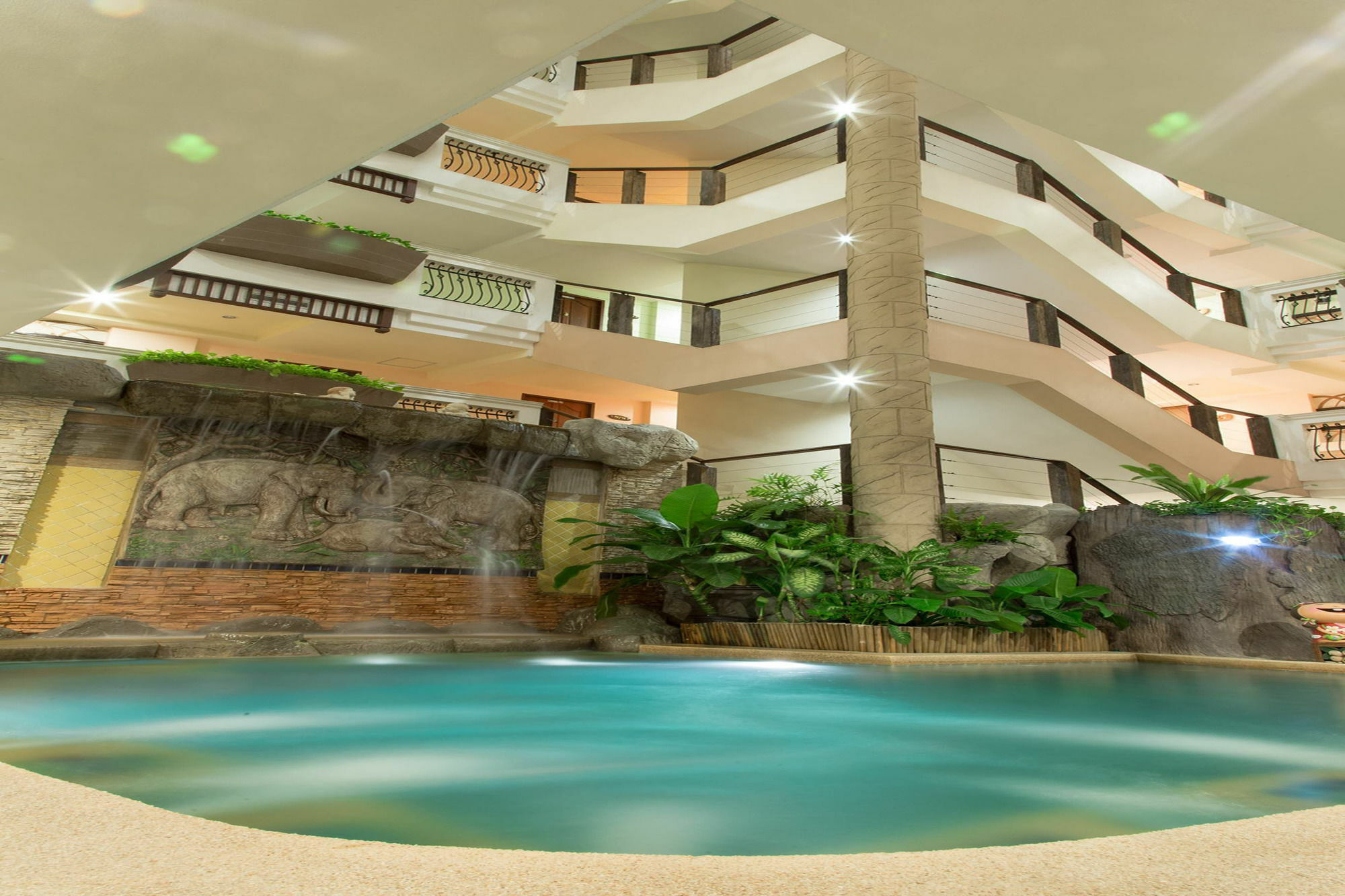 Sa-Bai-Dee Condo Chonburi Exterior foto